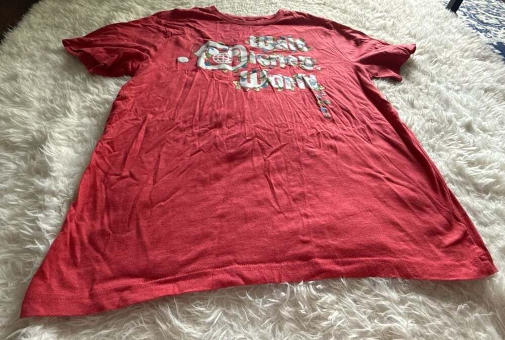 Walt Disney World Christmas Holiday Graphic T-Shirt